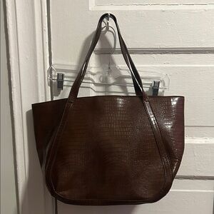 Elegant Brown Crocodile-Embossed Tote Bag
